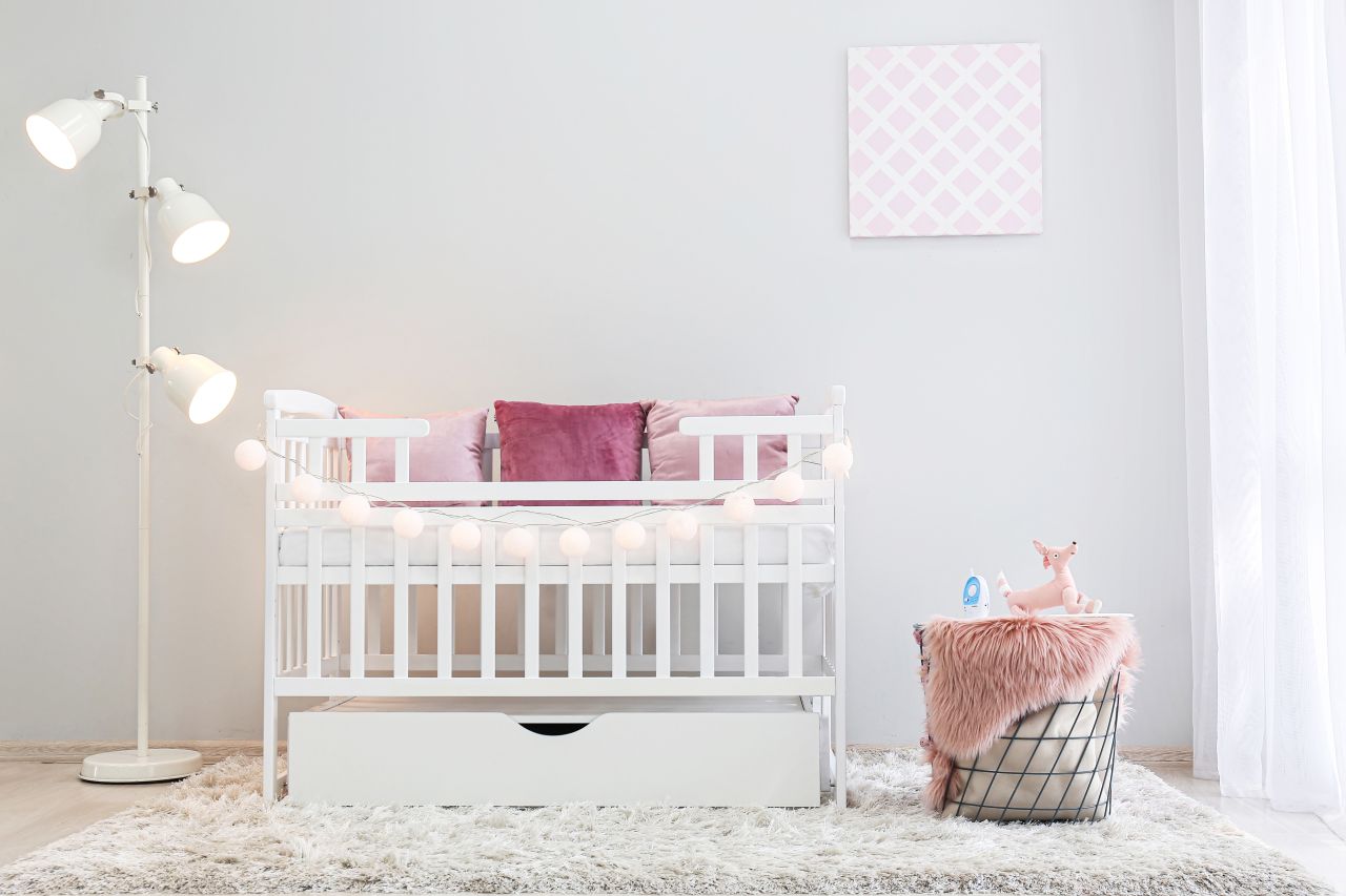 Jak urządzić pokój dla niemowlaka – 5 cennych wskazówek
