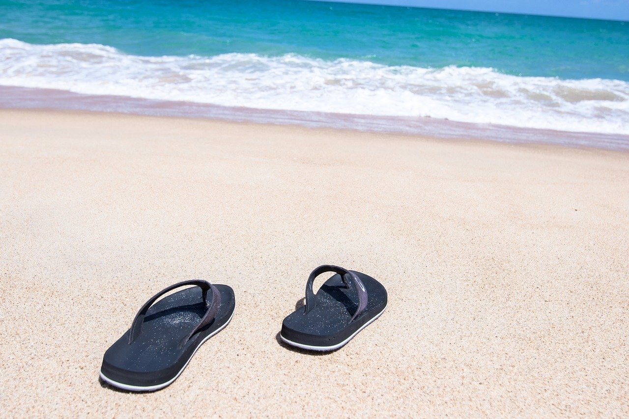 Dobre męskie obuwie na urlop nad morzem