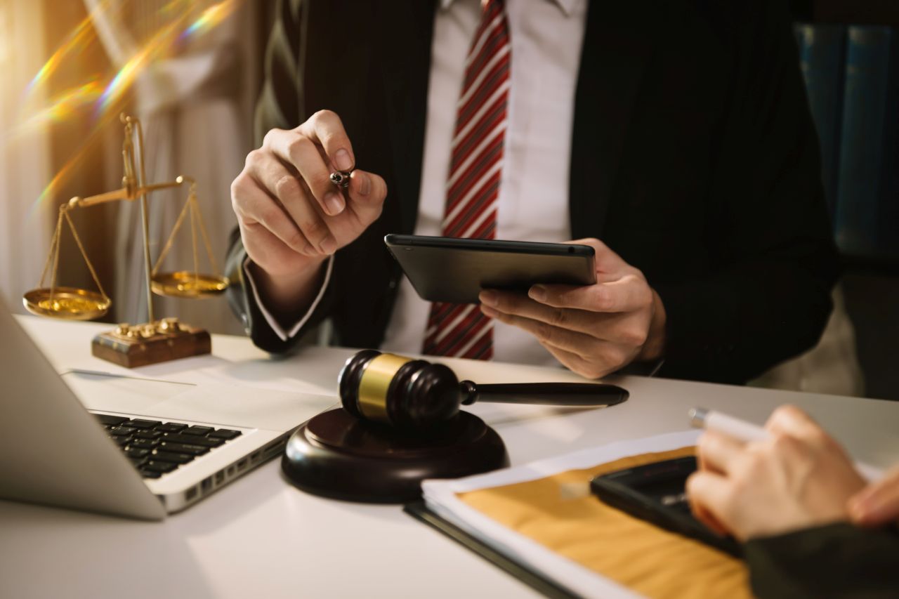 Czy każdy przedsiębiorca powinien mieć adwokata?